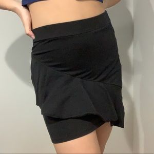 Black Body-con Mini Ruffle Skirt